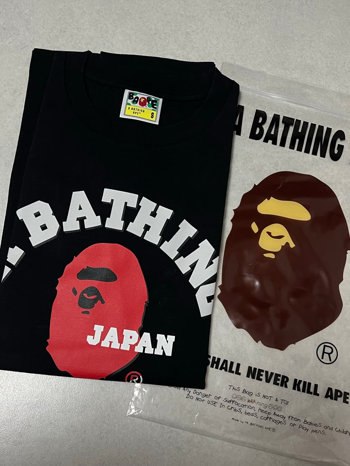 베이프 반팔티 (s) 상품이미지1