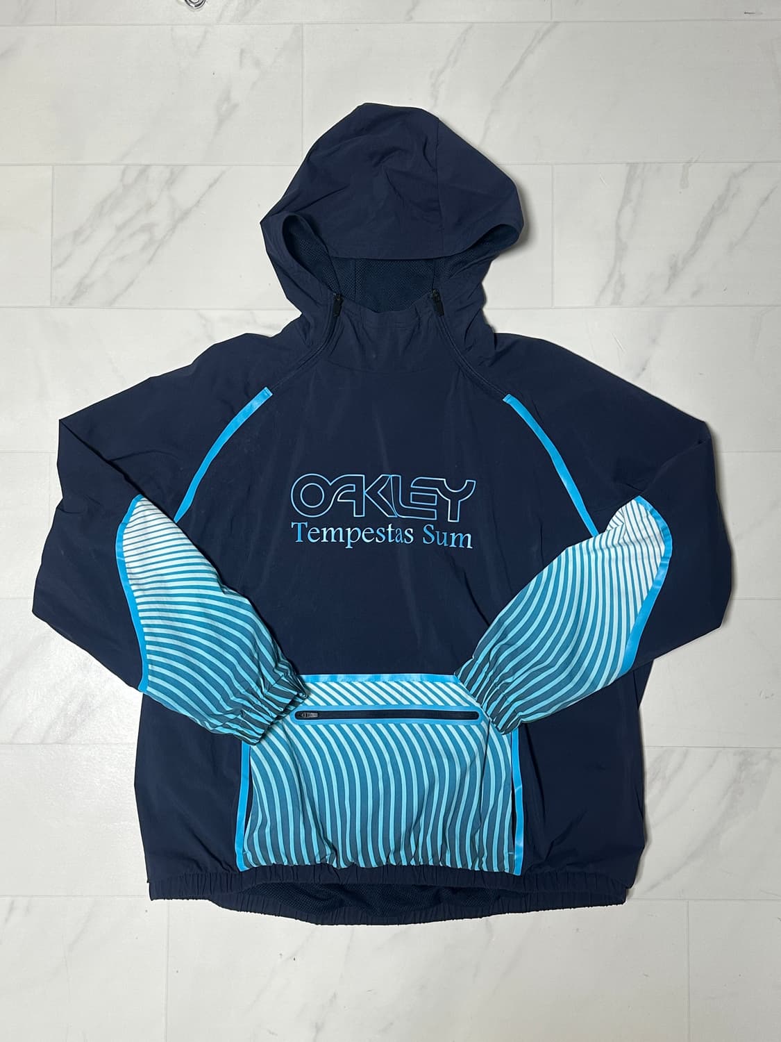 오클리 바람막이  상품이미지1