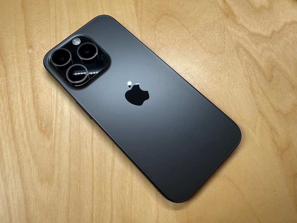 아이폰 15 pro 블랙 티타늄 256GB 상품이미지1