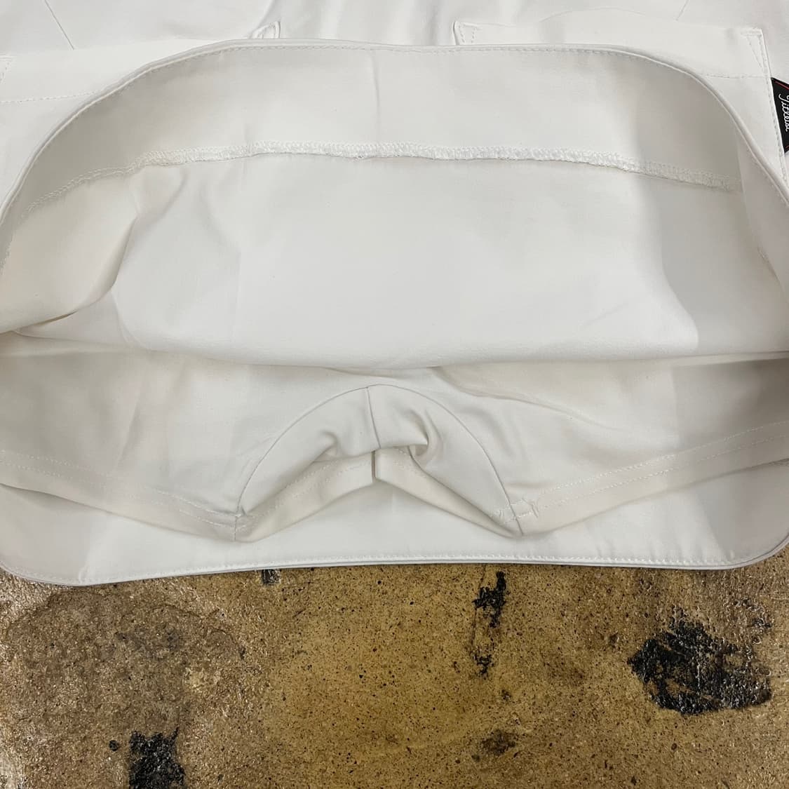 [정품/25] 타이틀리스트 화이트 골프 스커트 b17 상품이미지6