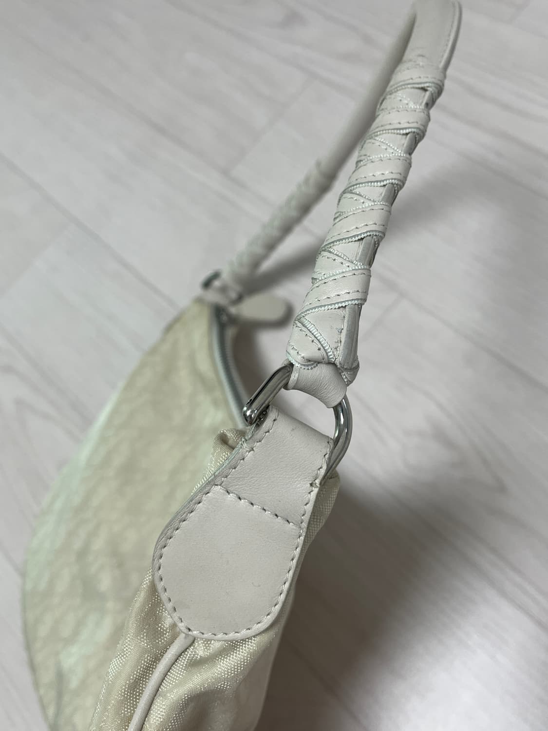 정품) 크리스찬디올 아이보리 숄더백  상품이미지6