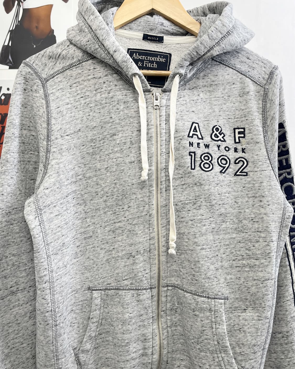 아베크롬비 스펠로고 보카시 니트 후드집업 상품이미지6