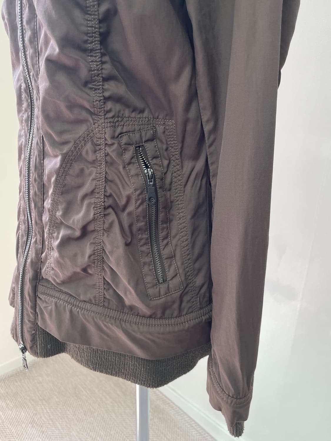 빈티지 armoire de luxe 셔링 나일론 집업자켓 J04344 상품이미지3