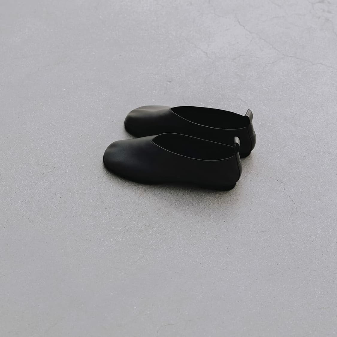 문달 Egg Flat Shoes in Black 245 교환 상품이미지3