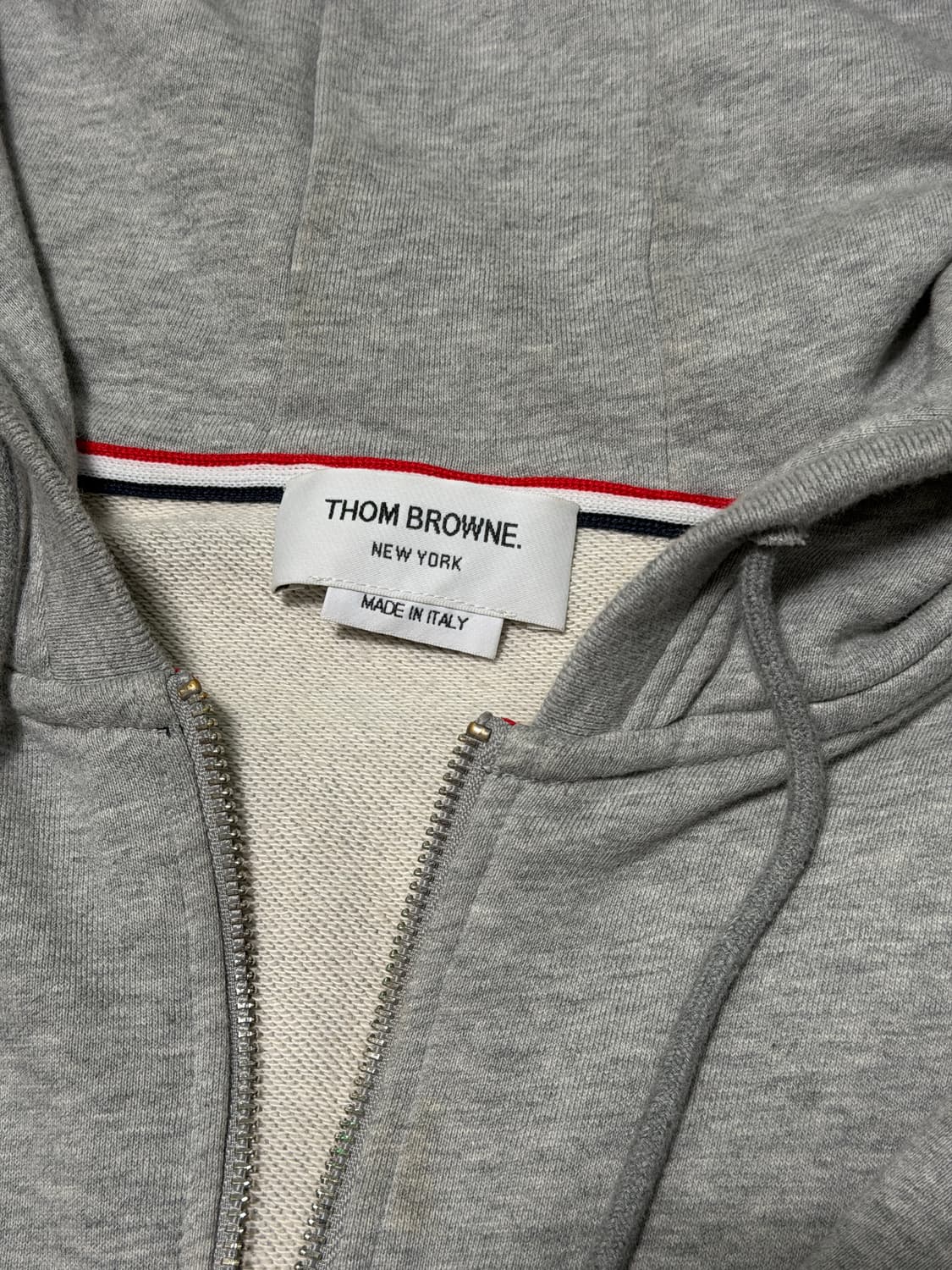 톰브라운 사선완장 후드집업 그레이 {size 1} 상품이미지6