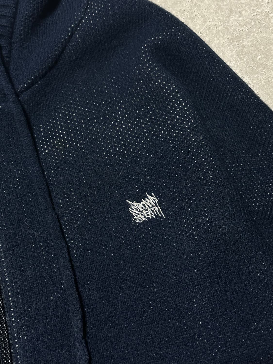 브라운브레스 빅로고 네이비 니트 후드집업 상품이미지4