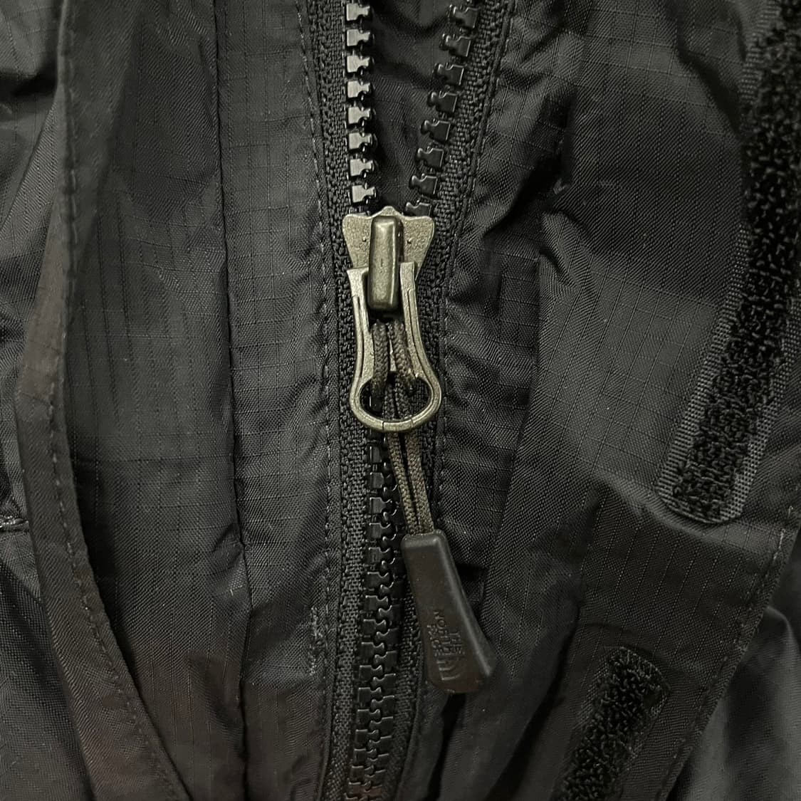 [정품/M] 노스페이스 블랙 바람막이 후드 자켓 b8 상품이미지7