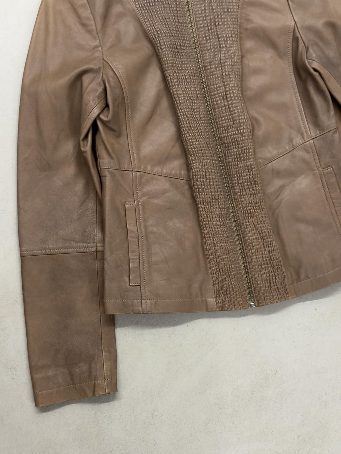 막스마라 셔링 레더 자켓 상품이미지3