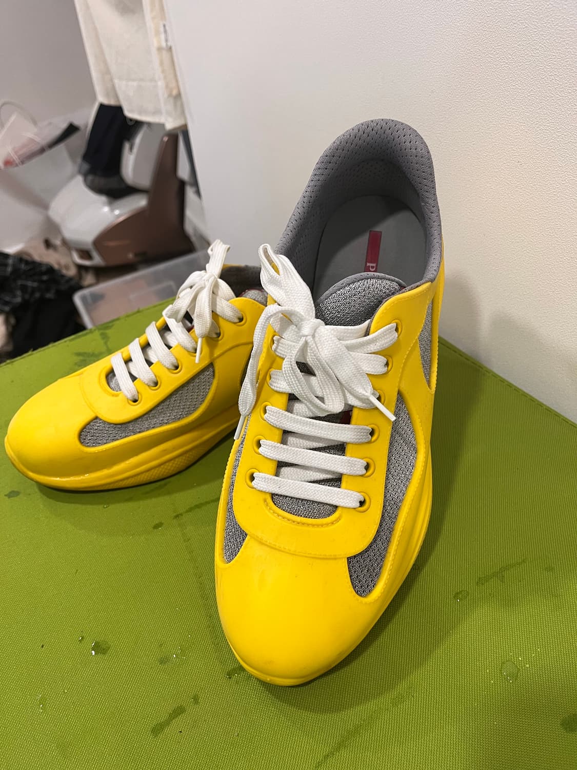 프라다 아메리카컵 옐로우 상품이미지3