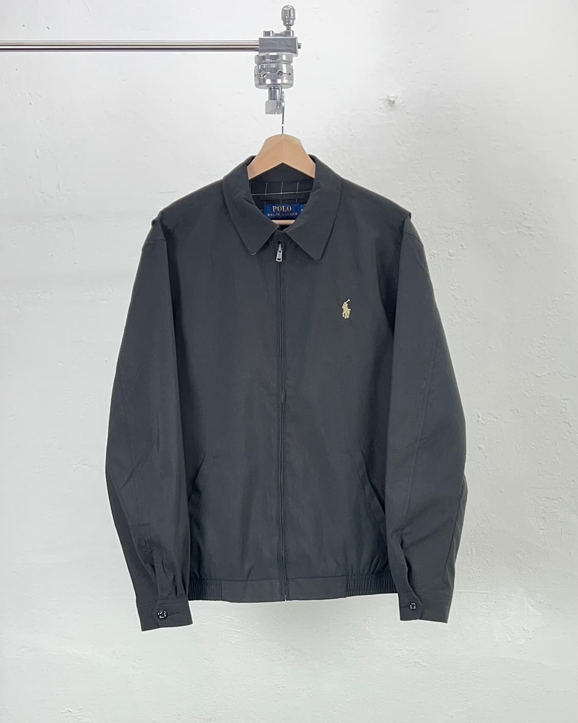 폴로 랄프로렌 블랙 폴리 쉘 스윙 바이 윈드브레이커 자켓 상품이미지1