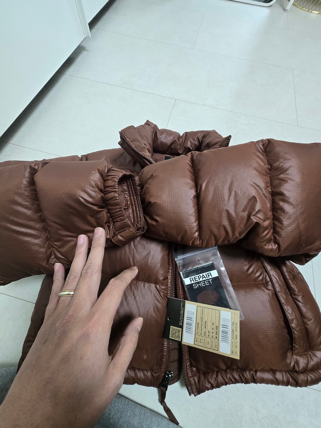 (정품)노스페이스 우먼 숏 자켓 패딩 브라운 M 상품이미지4