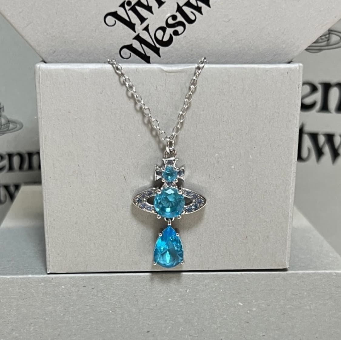 비비안웨스트우드 아카이브 블루 크리스탈 드롭 팬던트 목걸이 상품이미지1