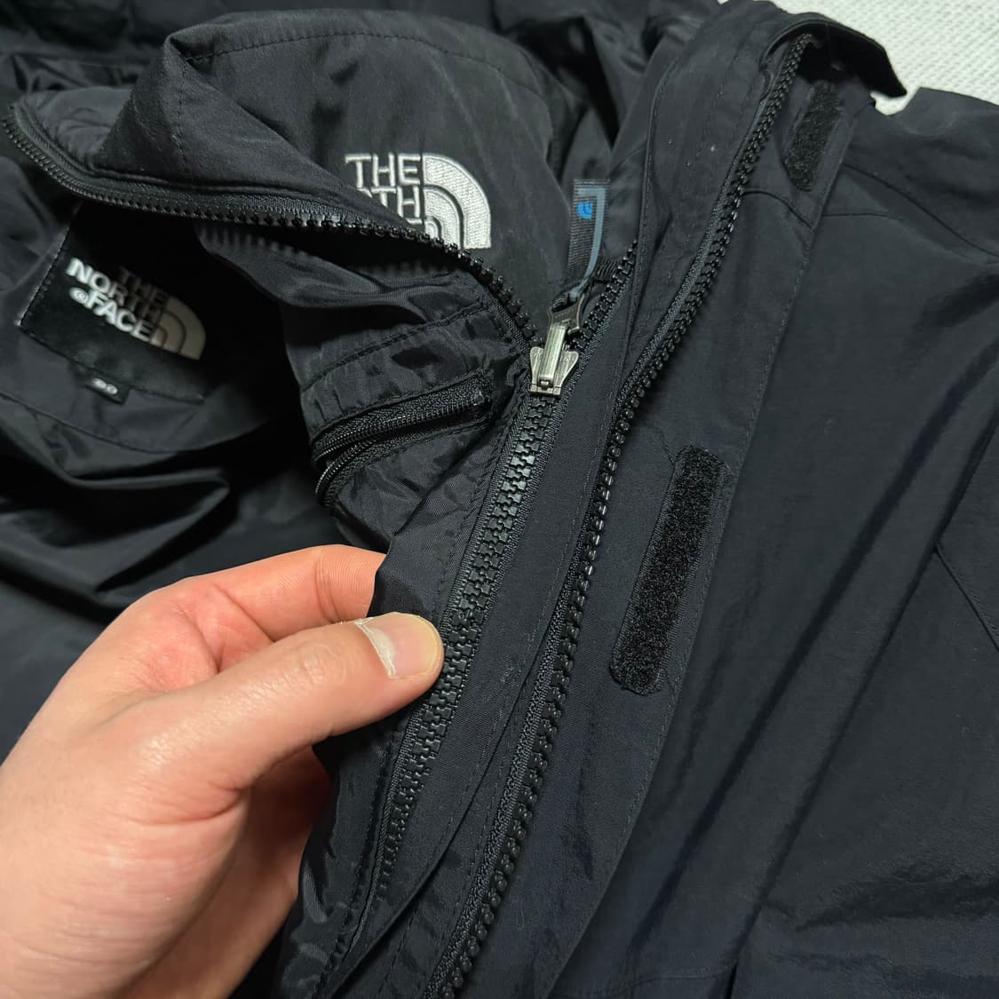 노스페이스 하이벤트 바람막이 자켓 (경량패딩 내피) 상품이미지4