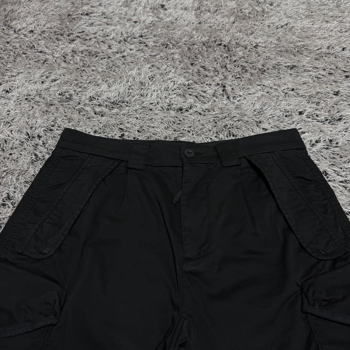 cp컴퍼니 22ss 루즈핏 렌즈 카고팬츠 블랙 44 상품이미지5