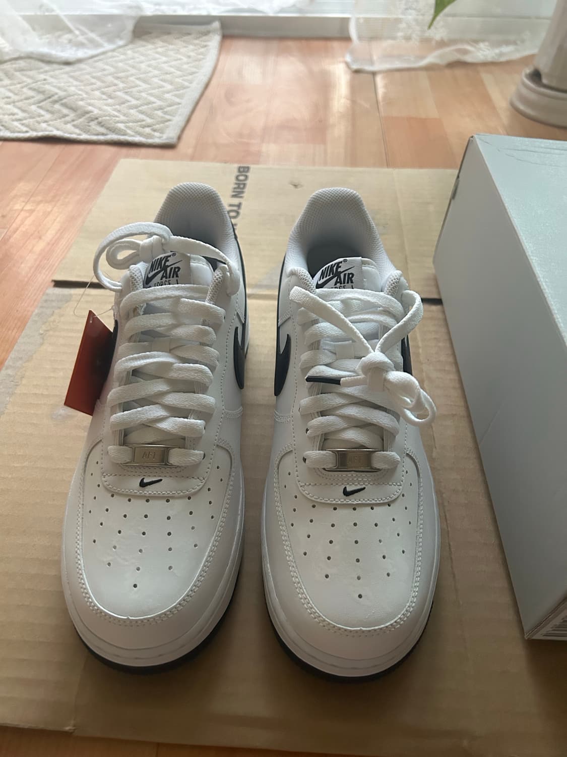 나이키 에어포스 1 '07 화이트 블랙 새상품 270 상품이미지5