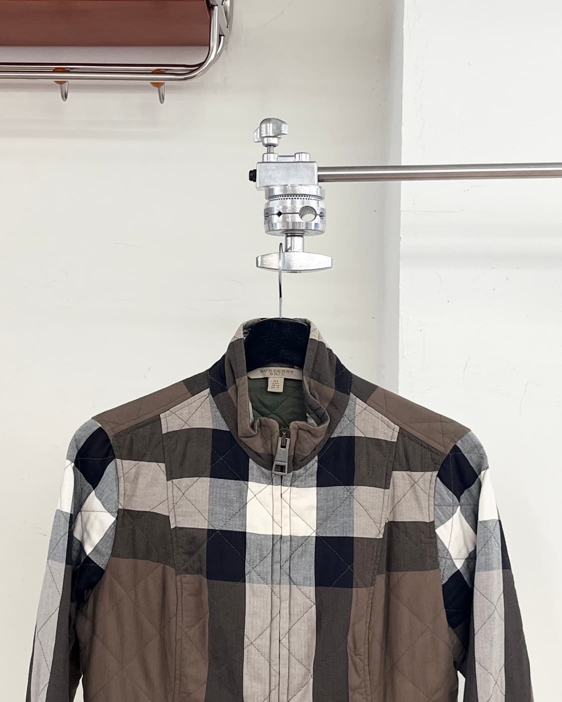 버버리 브릿 퀼티드 플라드 번 자켓 상품이미지2