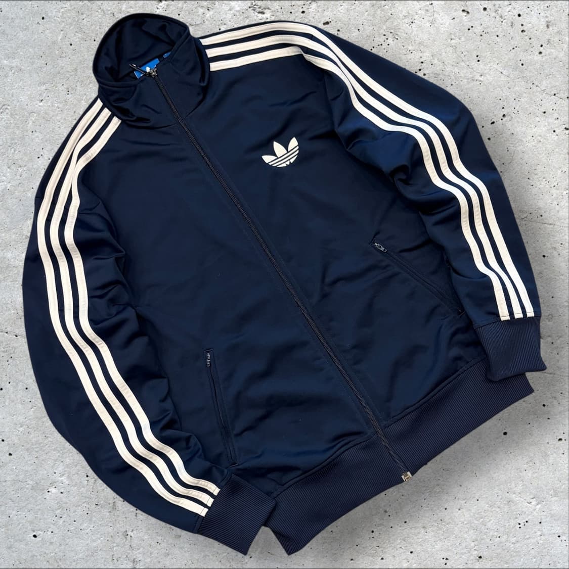 [100] 12s 아디다스 파이어버드 네이비 삼선 트랙탑 B823 상품이미지1
