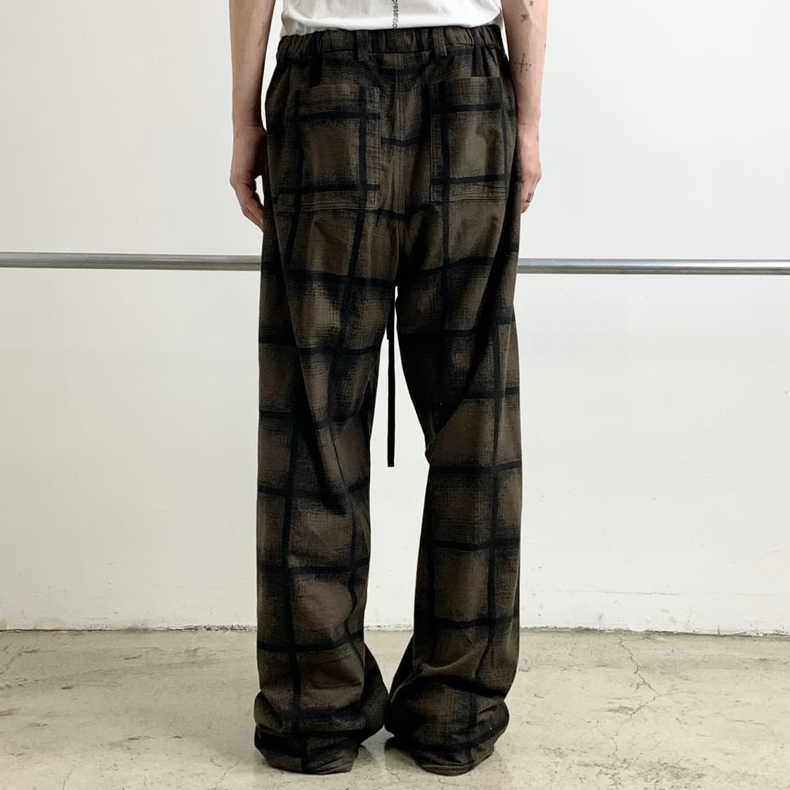 Sunsea (선씨) 브러쉬드 플란넬 체크 팬츠 상품이미지4