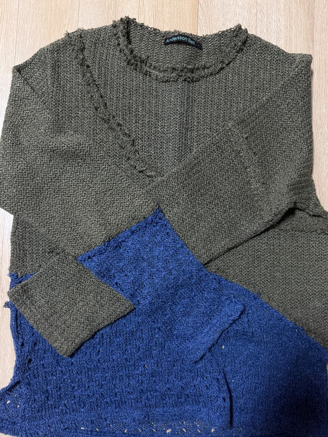 앤더슨벨 콘트라스트 패널 스웨터 상품이미지2