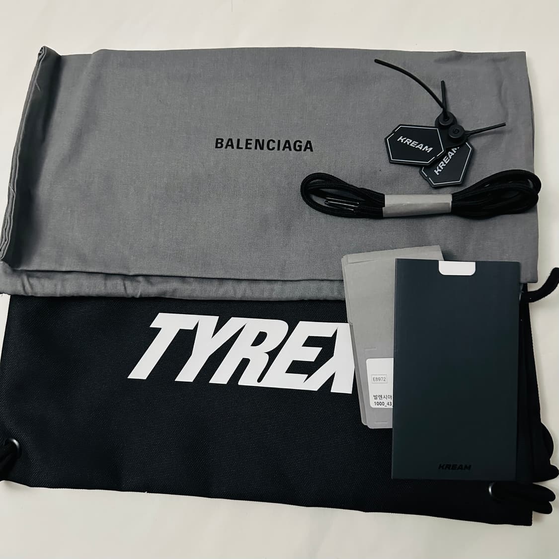 발렌시아가 타이렉스 블랙 43 상품이미지2