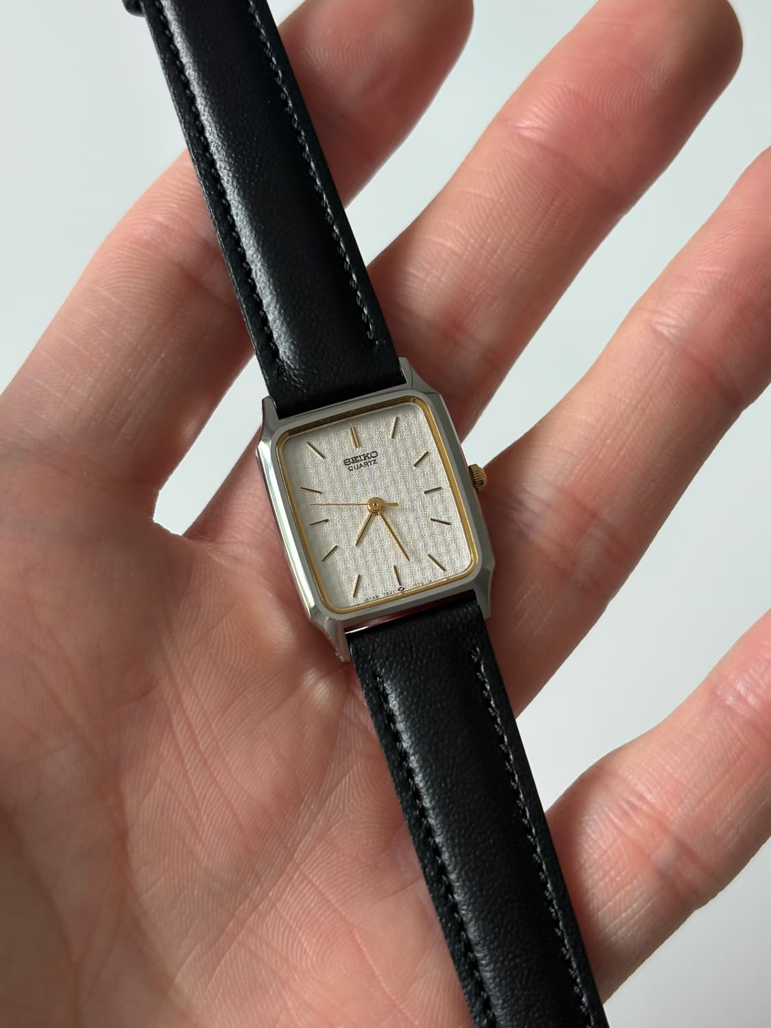 1980년대 빈티지시계 텍스처 다이얼 실버 탱크 쿼츠 여성 상품이미지2