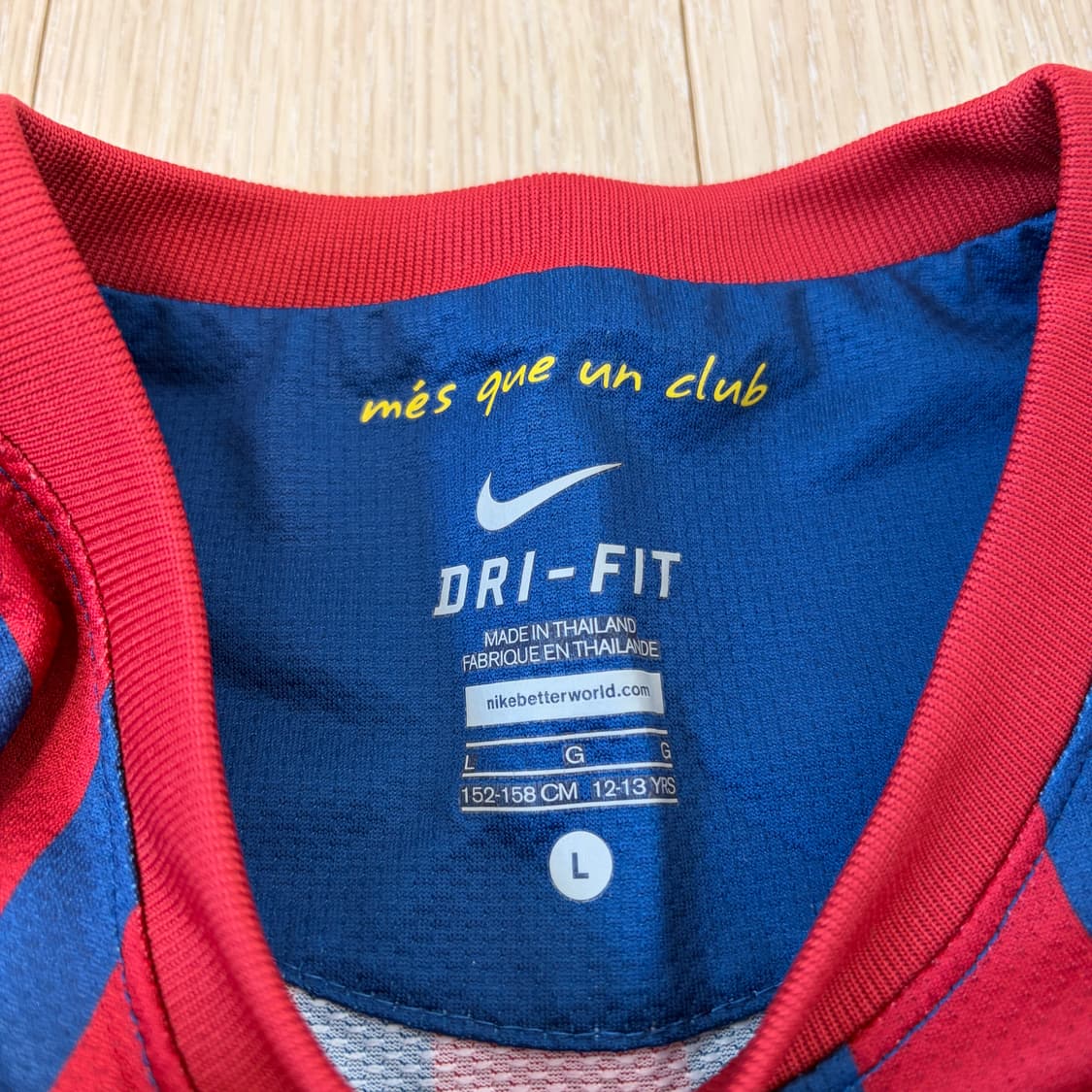 나이키 X 바르셀로나 11-12 홈 노마킹 유니폼 상품이미지4