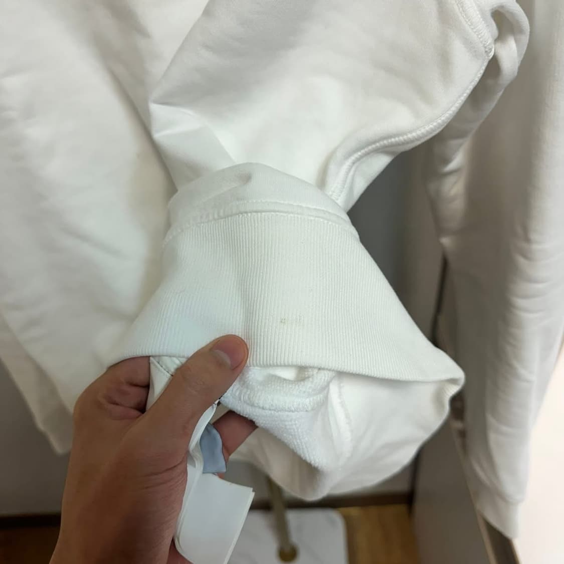 (100퍼센트정품)스톤아일랜드 맨투맨 상품이미지7