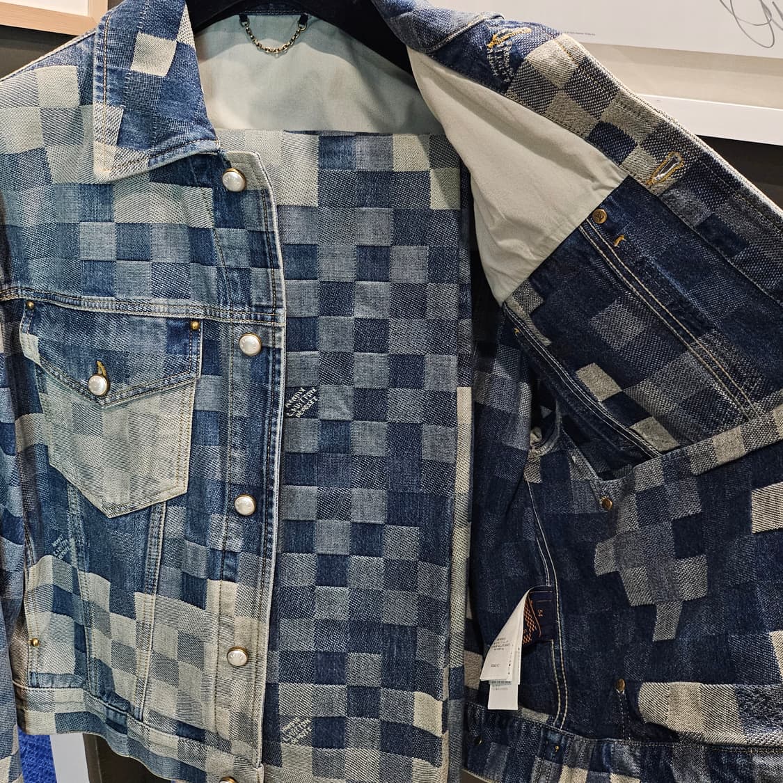 루이비통 퍼렐 다미에 신상 데님 셋업 상품이미지6