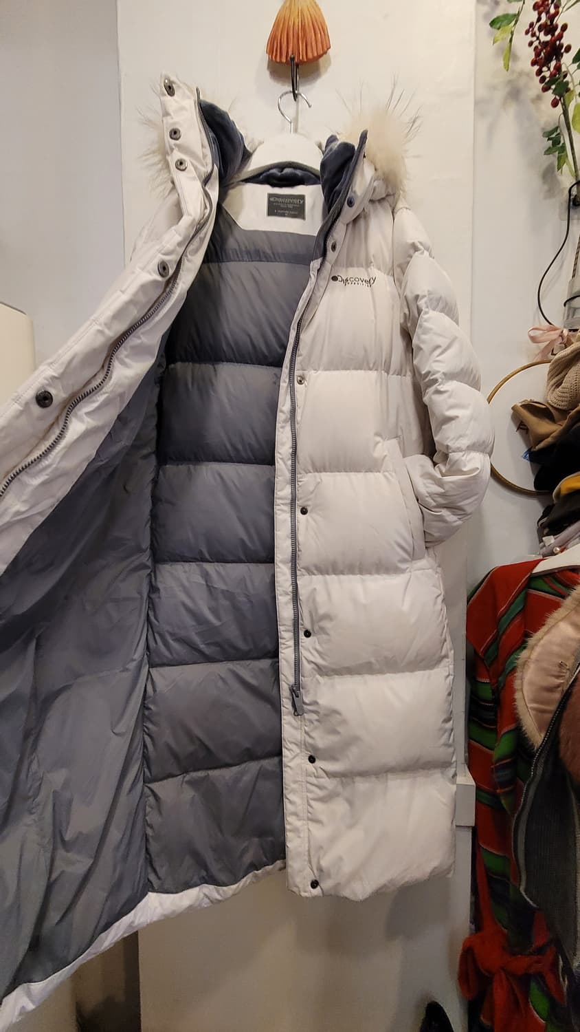 디스커버리 아이보리 롱 패딩 상품이미지7