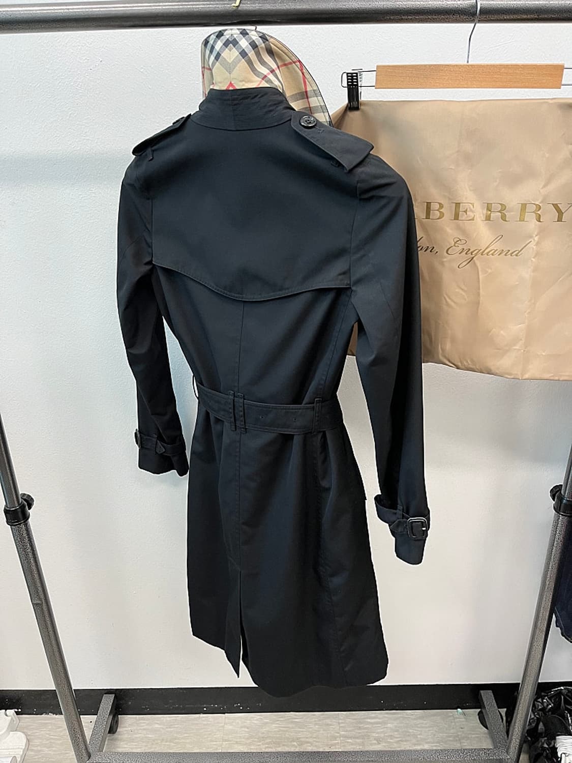여) 버버리 블랙 트렌치코트  상품이미지7