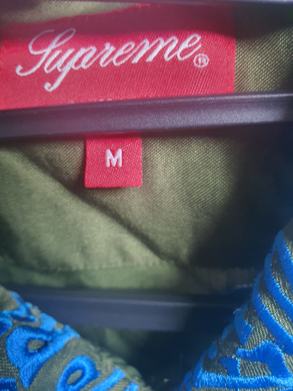 슈프림 올리브 색상 자수 패턴 반팔 셔츠 m 상품이미지3