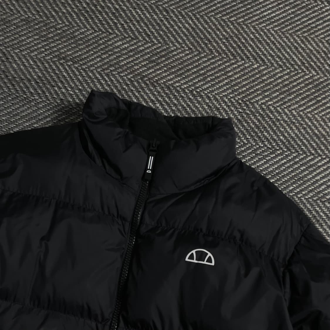 엘레쎄 USA 오리지날 로고 다운 푸퍼 패딩 블랙 o 4472 상품이미지4