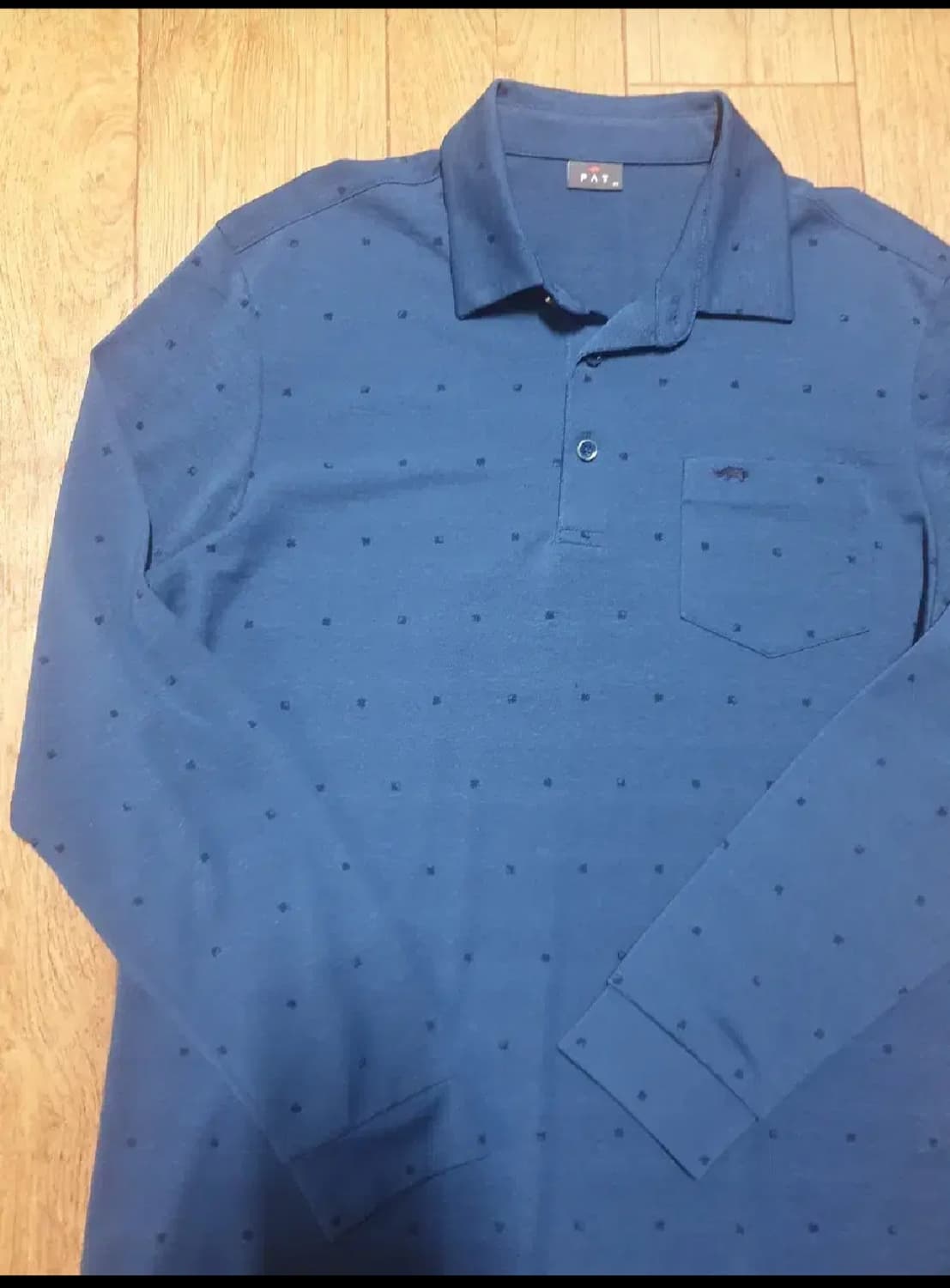 PAT 긴팔 카라티 95 사이즈입니다 상품이미지4