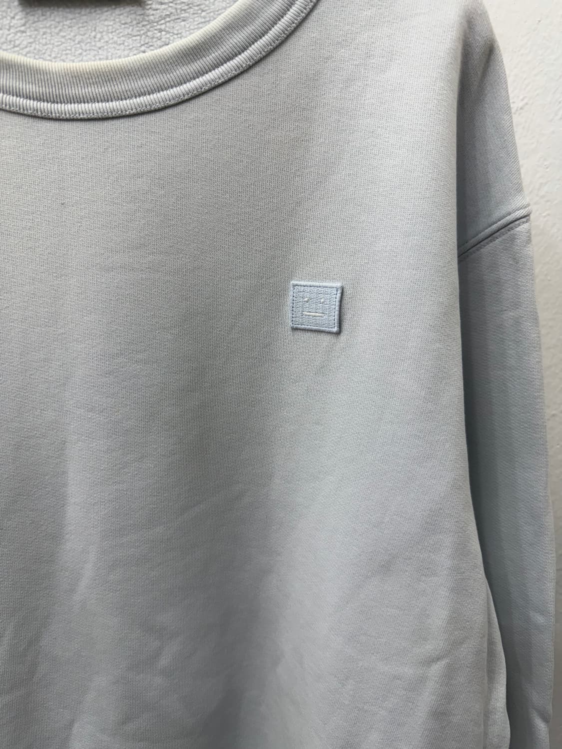 정품) 아크네스튜디오 남성 맨투맨 L 상품이미지3