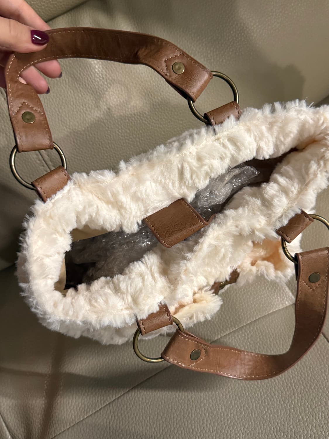 fuzzy fur ribbon point tote bag 상품이미지4