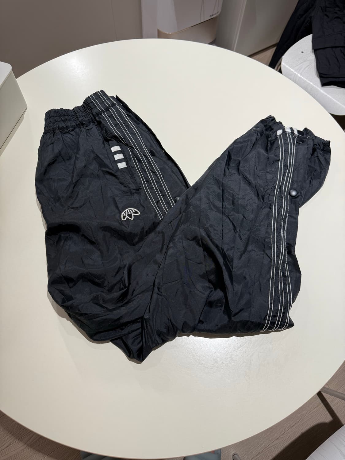 알렉산더왕 x 아디다스 쭈글이 상품이미지1