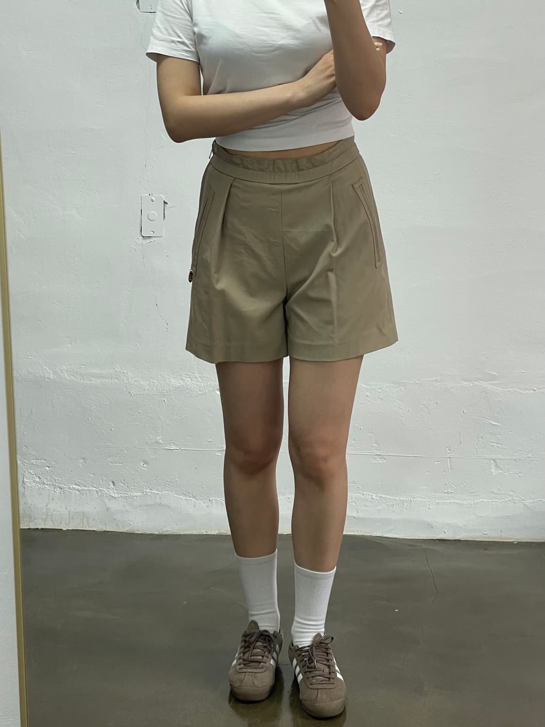 한섬 타임 베이지 반바지 상품이미지1