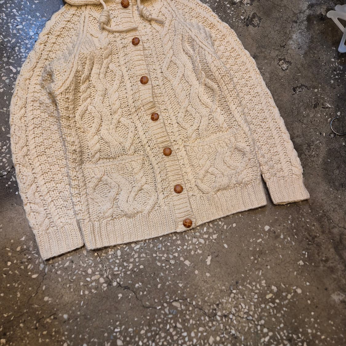 여성-FREE 아이보리 꽈배기 니트가디건  상품이미지5