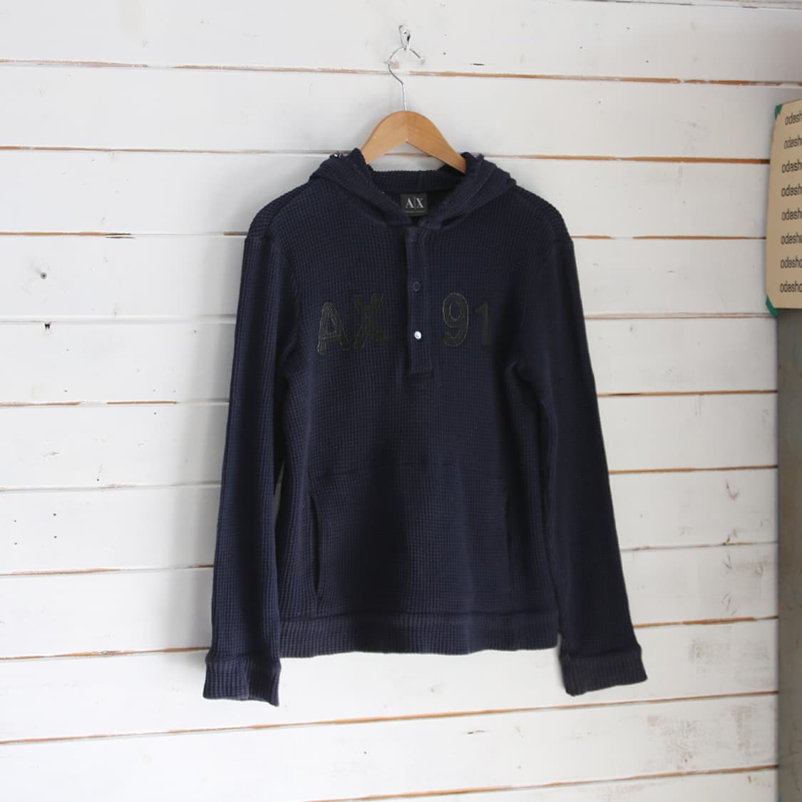 (착용컷) ARMANI EXCHANGE 와플 후드 티셔츠 (100) 상품이미지2