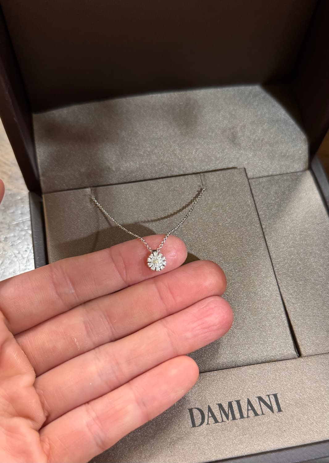 다미아니 마르게리타 6mm 원써클 네크리스 화이트골드 목걸이 디올 프라다 상품이미지6