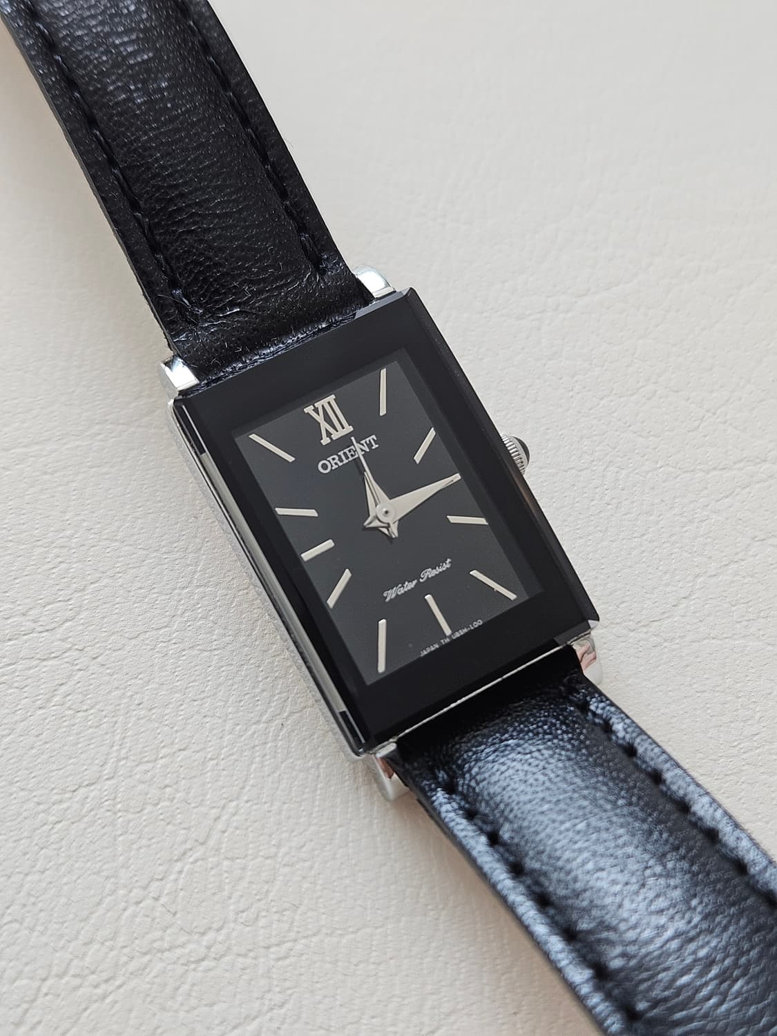 빈티지 오리엔트 사각 블랙 여성 가죽 시계 상품이미지3