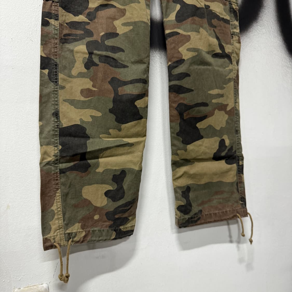 백 넘버 풀 카모 립스탑 와이드 카고 팬츠 상품이미지4