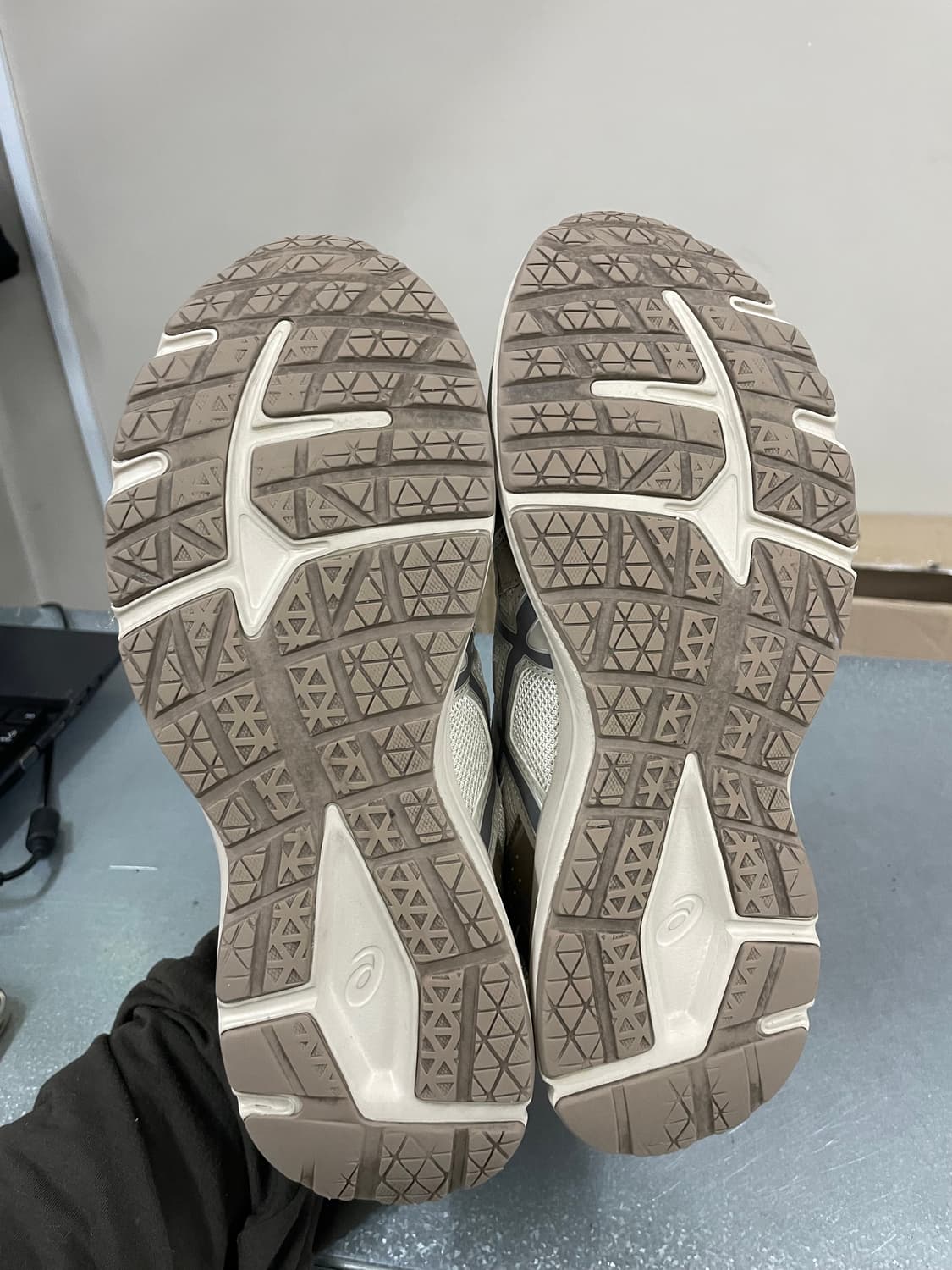 아식스 조그 100 S SMU 라이트 그레이 275 상품이미지5