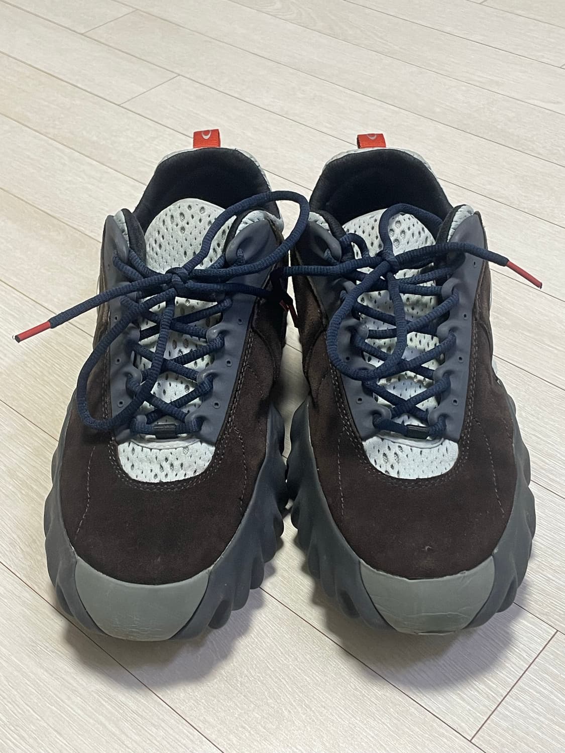 Oakley 팩토리 팀 x 브레인 데드 찹 쏘우 브라운 275 상품이미지5