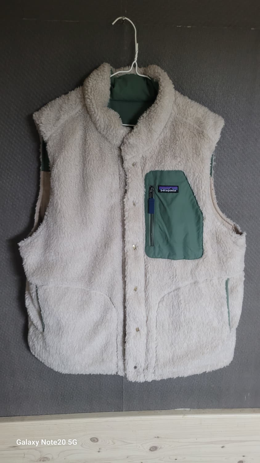 파타고니아 리버시블 조끼 상품이미지1