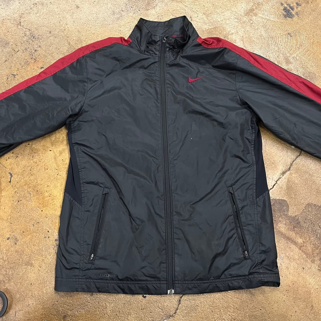 [정품/M] 나이키 블랙 레드 바람막이 자켓 b17 상품이미지3