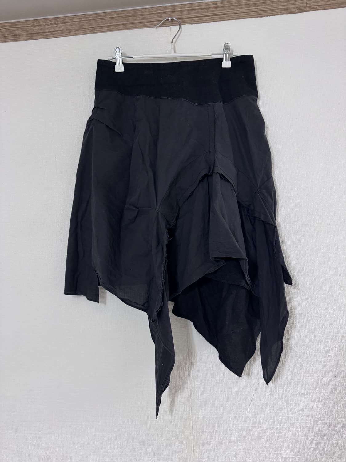 더오픈프로덕트 언발란스 스커트 검정 상품이미지1