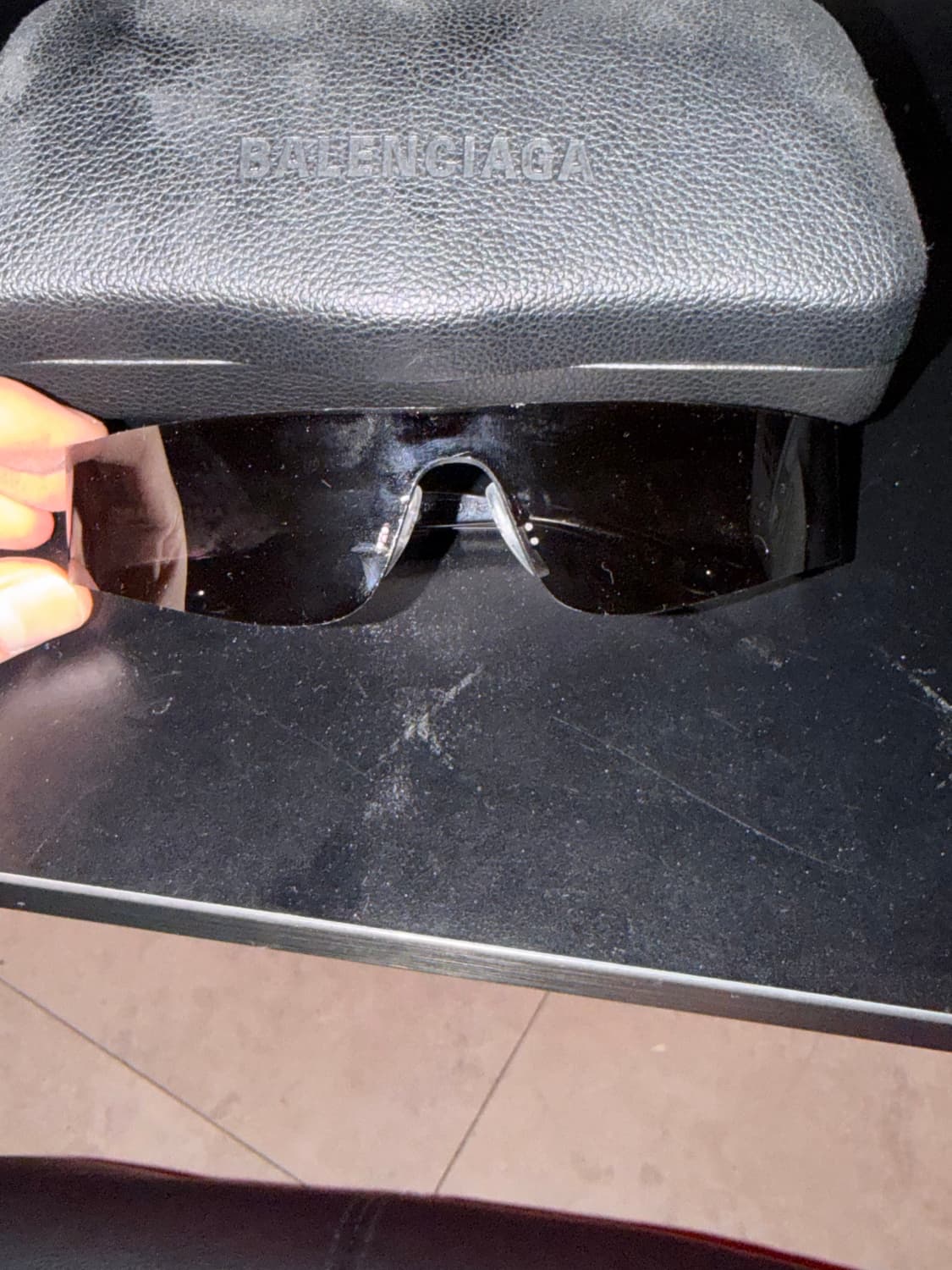 발렌시아가 모노 렉탱글 선글라스 상품이미지3