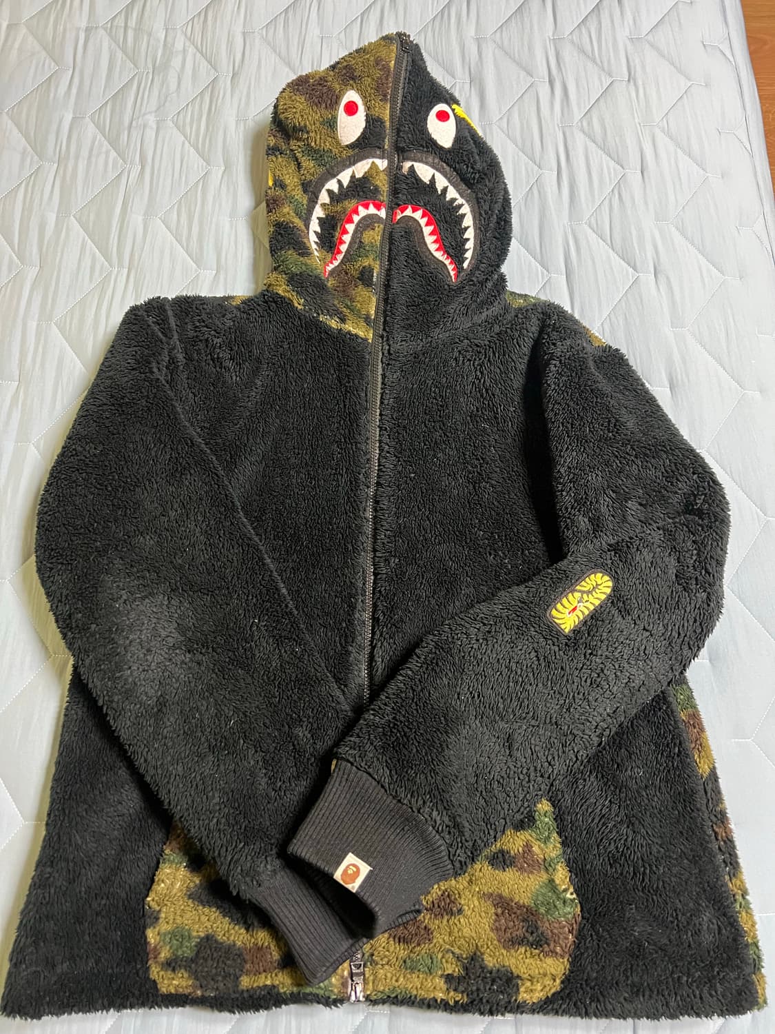 베이프 후리스 판매합니다. 상품이미지1