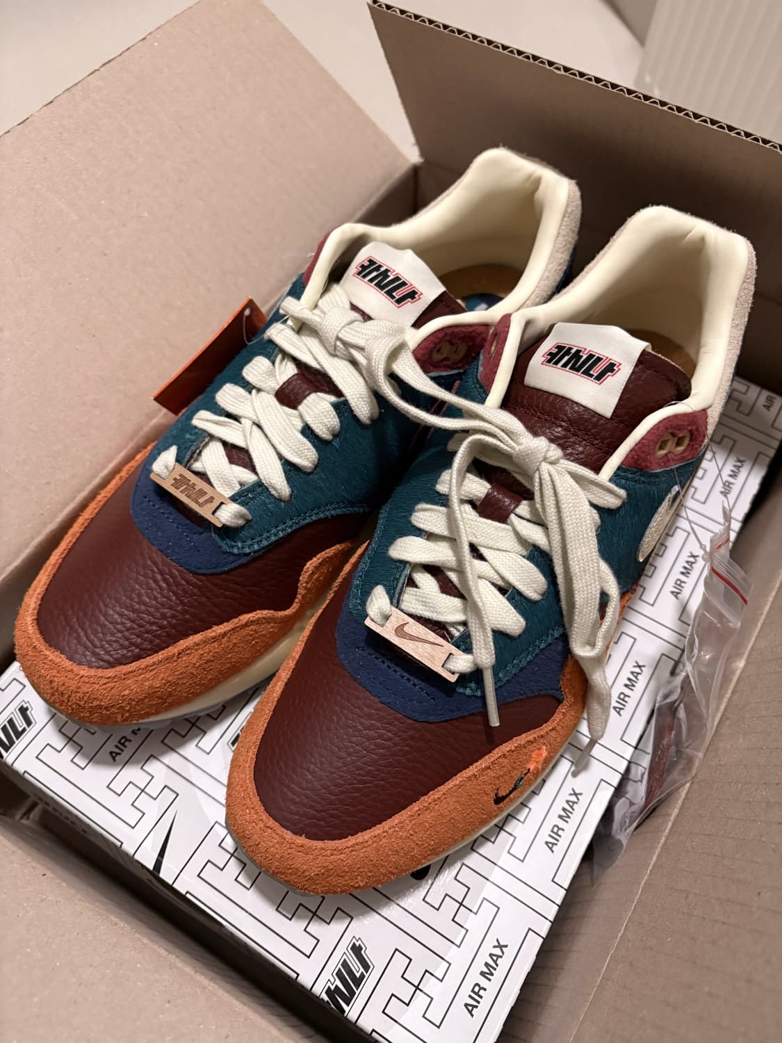 카시나 나이키 에어맥스1 원앙 270 상품이미지1